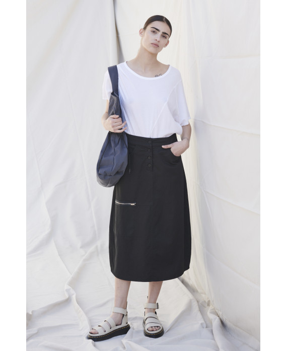 BLACK ELASTIC SERGE SKIRT