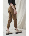 PANTALÓN CREMALLERA DESPLAZADA TIERRA