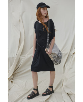 VESTIDO ELÁSTICO CON HEBILLA NEGRO
