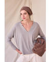 CAMISETA OVERSIZE DE CUELLO PICO EN TOMILLO
