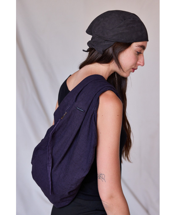 BOLSA CON NUDO EN EL ASA MORADO