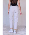PANTALÓ RECTE DE TEIXIT ELÀSTIC EN GRIS CLAR