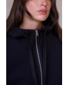 PARKA DE FELPA CON CREMALLERA Y CAPUCHA EN NEGRO