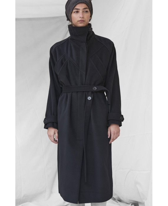 THE COAT WITH BELT