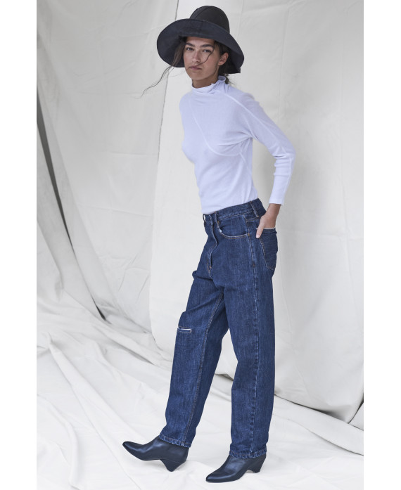 THE ICONIC DENIM TROUSERS
