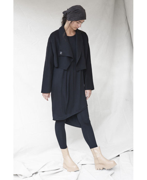 THE CASHMERE BOLERO JACKET IN BLACK
