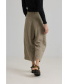 PANTALÓN ANCHO CON PLIEGUES DE LYOCELL TOMILLO