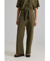 PANTALÓN ANCHO GOMA ESPALDA EN KAKI