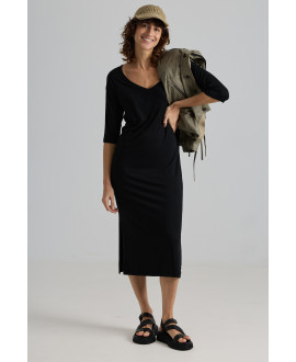 VESTIDO CUELLO PICO TEJIDO ELÁSTICO NEGRO