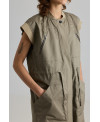 MULTI POCKET VEST IN THYME