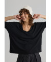 3/4 SLEEVES V-NECK OVERSIZE T-SHIRT IN BLACK
