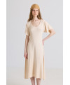 VESTIDO ENTALLADO DE MANGA ANCHA CREMA