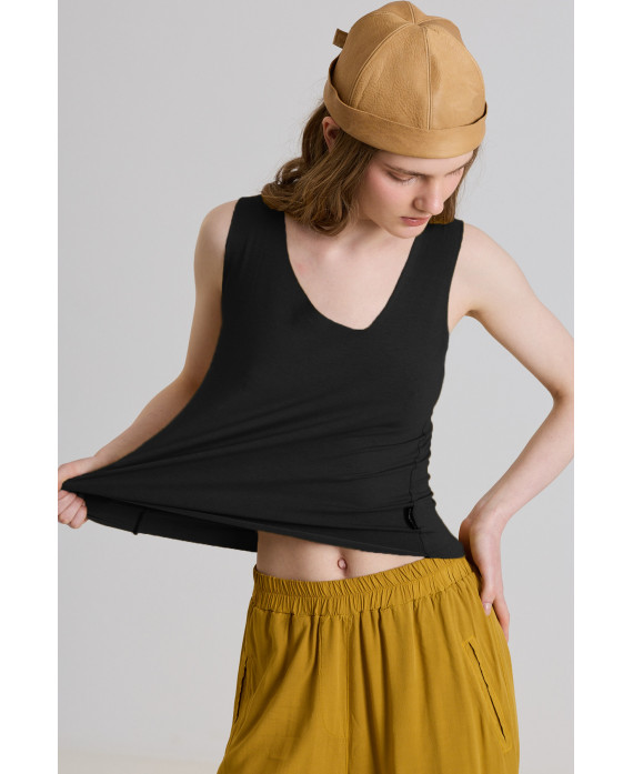 BLACK ASYMMETRICAL V-NECK T-SHIRT