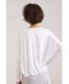 V-NECK OVERSIZE T-SHIRT IN WHITE