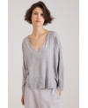 CAMISETA OVERSIZE DE CUELLO PICO FREDO