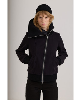 FITTED JACKET WITH RIBBED COLLAR IN BLACK
