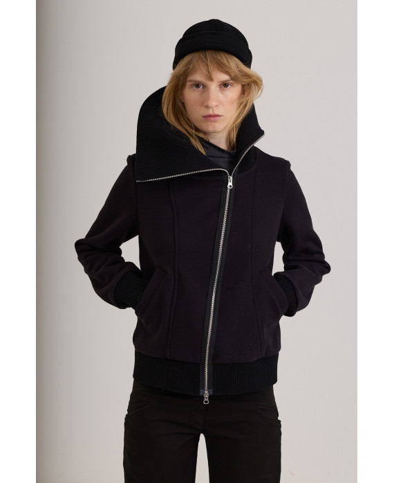 FITTED JACKET WITH RIBBED COLLAR IN BLACK
