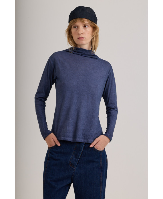 INDIGO FREDO HIGH NECK T-SHIRT IN LIGHTWEIGHT FABRIC