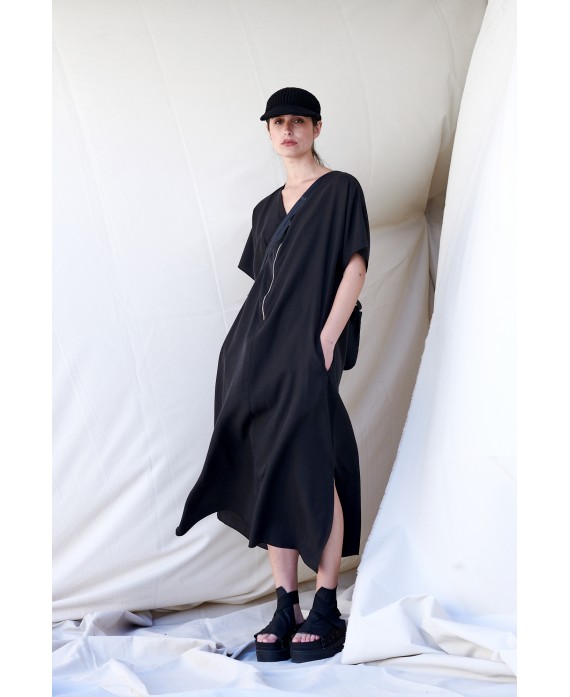 LONG DRESS WITH FRONT ZIP IN BLACK