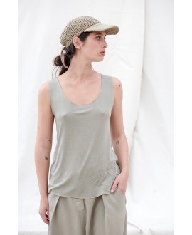 CAMISETA SALVIA SIN MANGAS