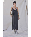 VESTIDO DE SEDA ELÁSTICA NEGRO