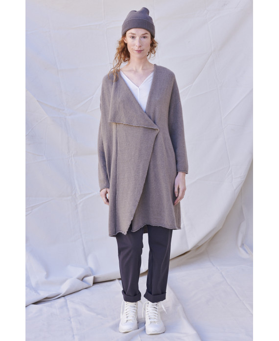 CASHMERE TRICOT JACKET IN HAZELNUT