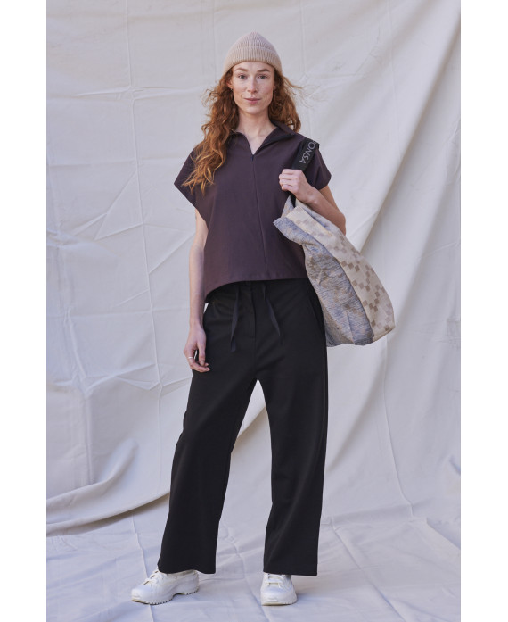 BLACK ELASTIC WAIST TROUSERS