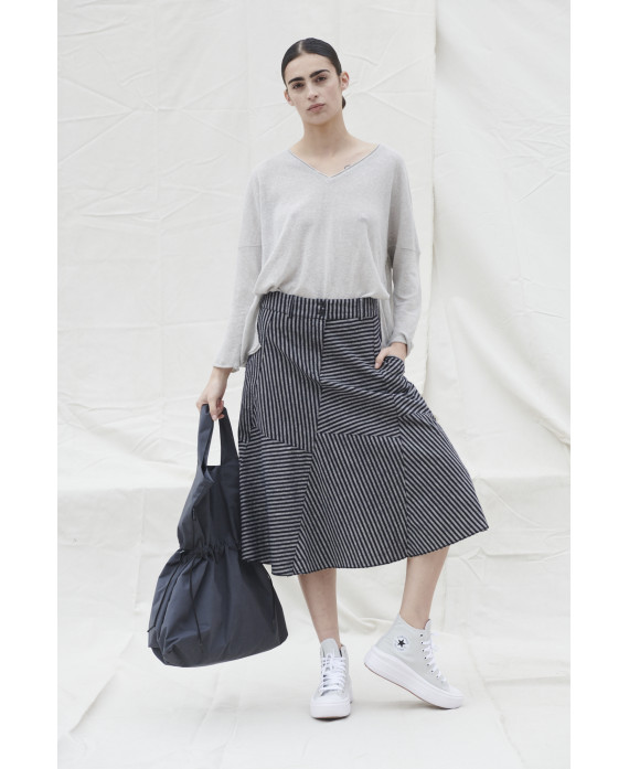 DARK GRAY STRIPED SKIRT